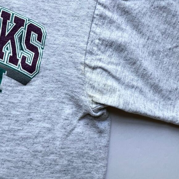 Vintage Mighty Ducks Anaheim Logo 7 Gray T Shirt Baby Tee Yth XL Hockey NHL 90s - Picture 8 of 10